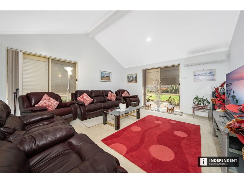 5 Tilmouth Place, Narre Warren South VIC 3805
