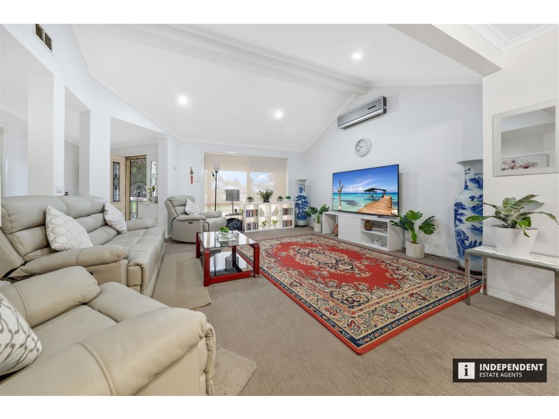 5 Tilmouth Place, Narre Warren South VIC 3805