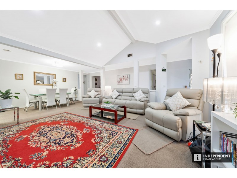 5 Tilmouth Place, Narre Warren South VIC 3805
