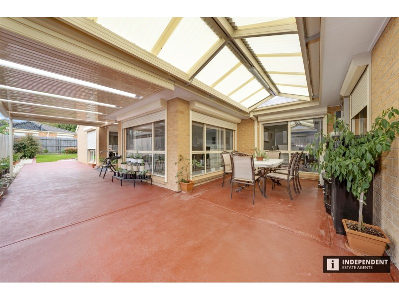 5 Tilmouth Place, Narre Warren South VIC 3805