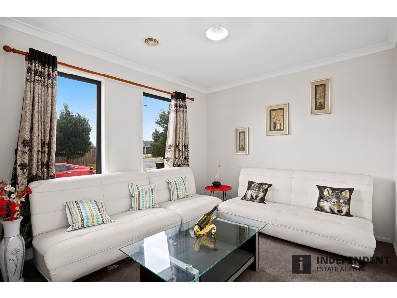 65  James Melrose Drive, Brookfield VIC 3338