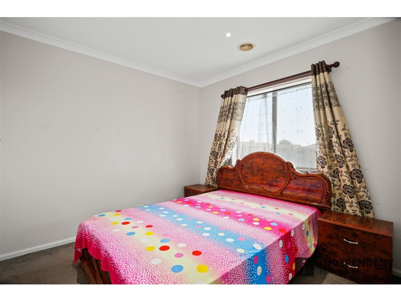 65  James Melrose Drive, Brookfield VIC 3338