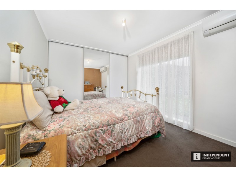 5 Susan Court, Cranbourne VIC 3977