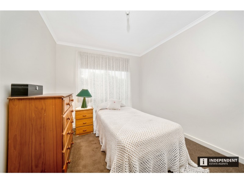 5 Susan Court, Cranbourne VIC 3977