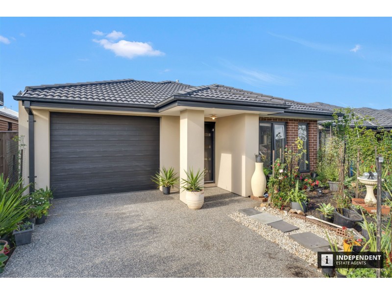 23 Lancelot Ave, Clyde VIC 3978