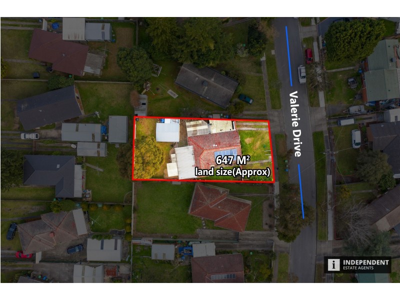 16 Valerie Dr, Cranbourne VIC 3977