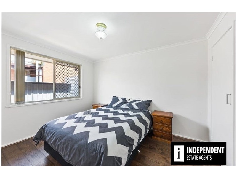 3/10 Station Road, Melton South VIC 3338