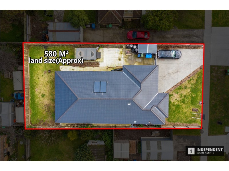 54  Loch Street, Cranbourne VIC 3977