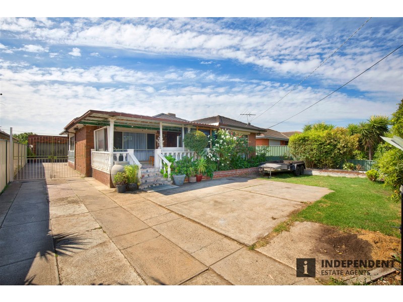 58 Main Rd East, St Albans VIC 3021