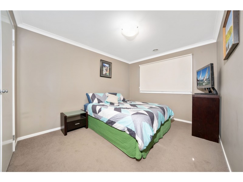 2 Green Gully Road, Clyde VIC 3978