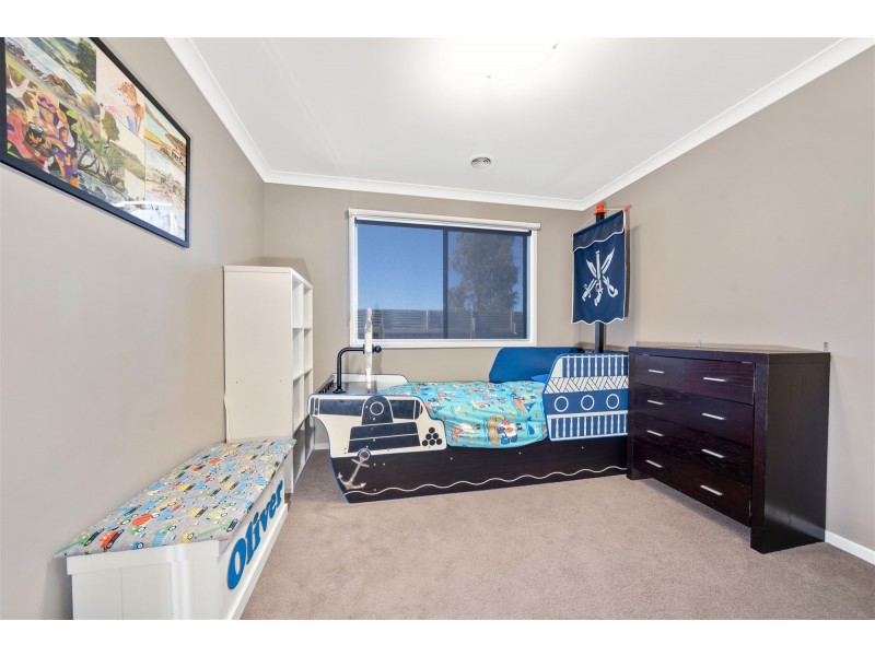 2 Green Gully Road, Clyde VIC 3978