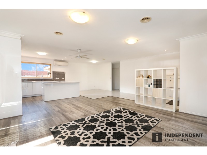 22 Bamburgh Street, Jacana VIC 3047