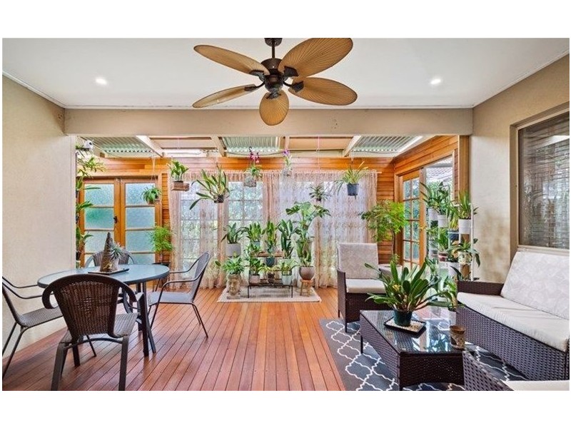 10 Warranooke street, Melton South VIC 3338