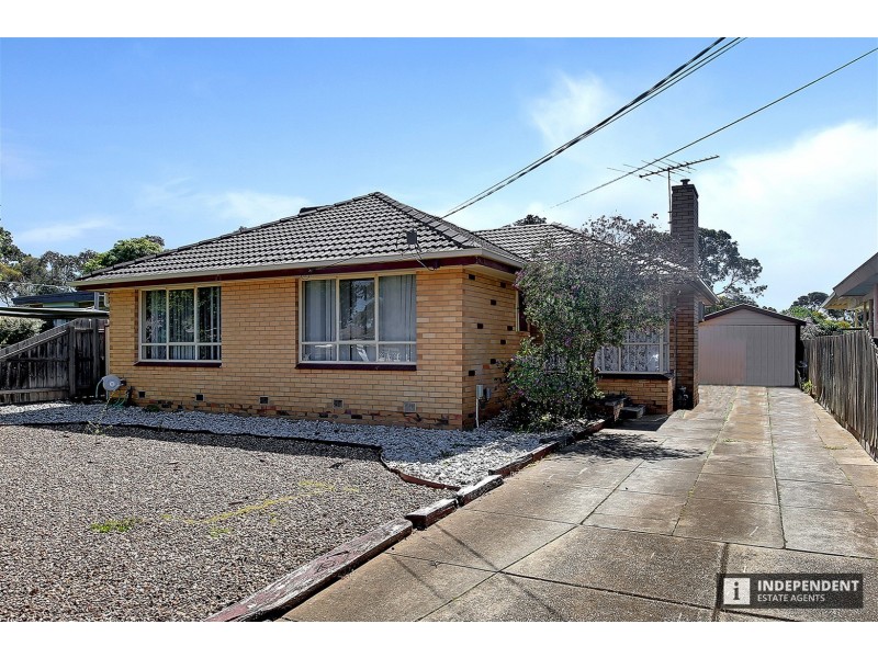 21 Connel Drive, Melton South VIC 3338