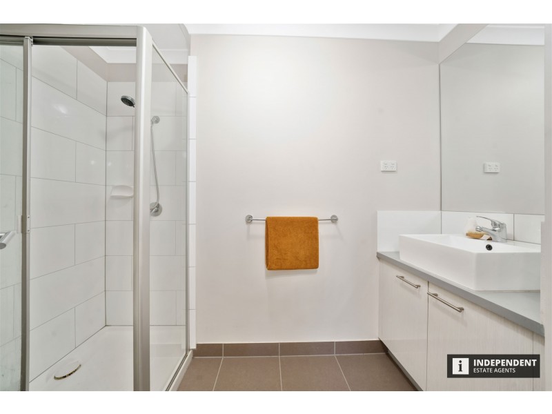 31 Zeta Circuit, Cranbourne North VIC 3977