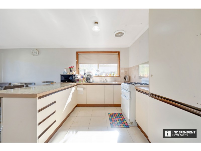68 Cairns Road, Hampton Park VIC 3976