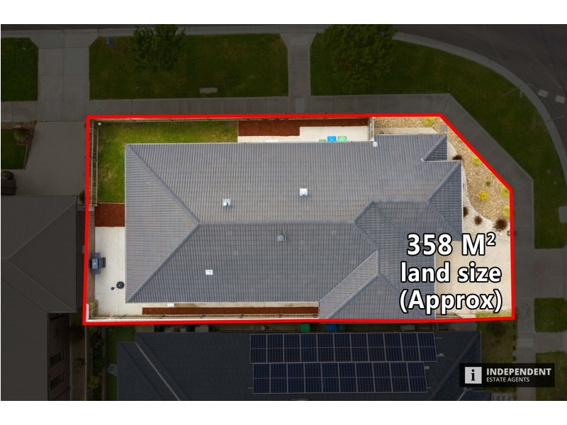 12 Palacio Terrace, Clyde North VIC 3978