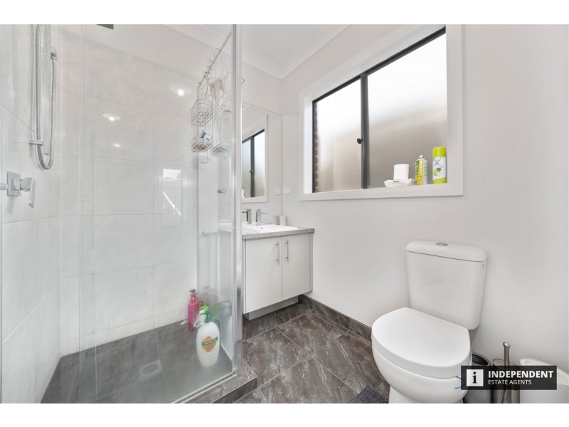 23 Lancelot avenue, Clyde VIC 3978