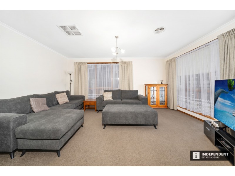 3 Alpha Close, Hampton Park VIC 3976