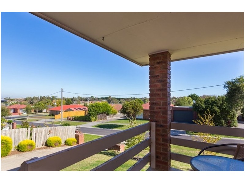 6 Briarley Court, Hampton Park VIC 3976