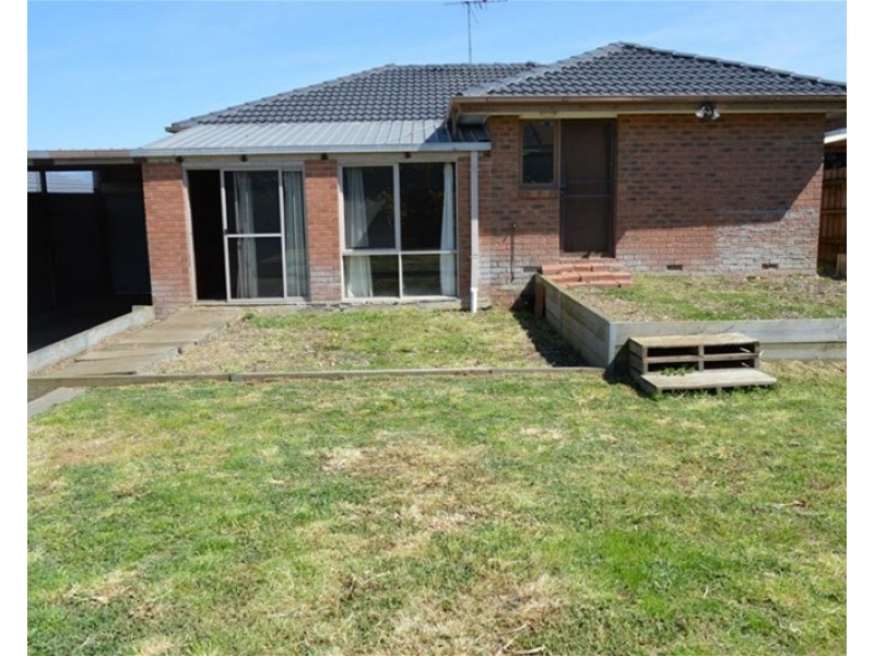 6 Briarley Court, Hampton Park VIC 3976