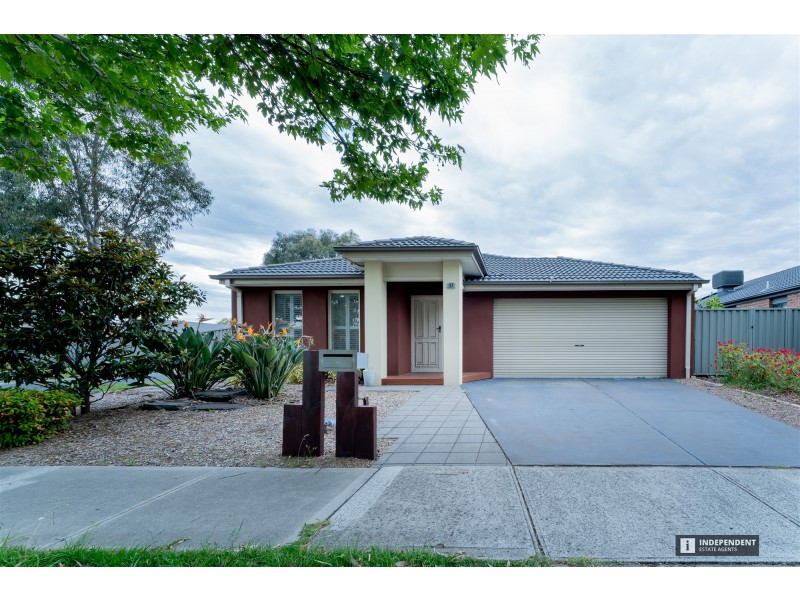 43  Statesman Circuit, Cranbourne East VIC 3977