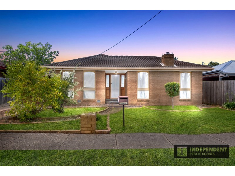 6 Risson street, Melton South VIC 3338