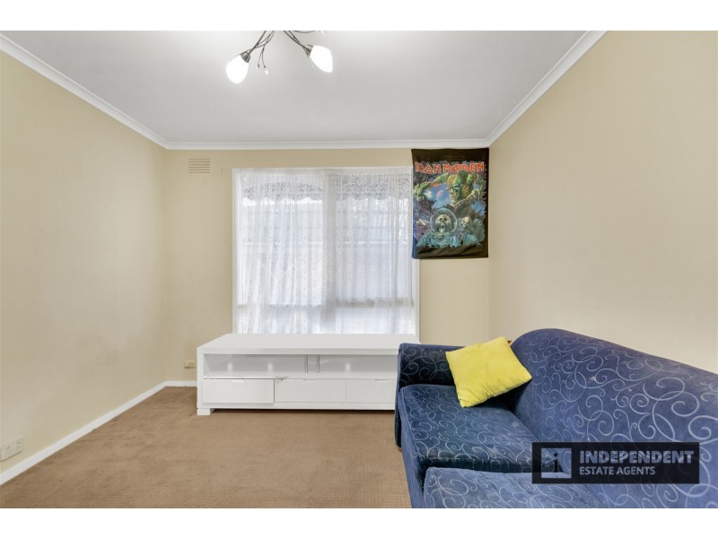 6 Risson street, Melton South VIC 3338