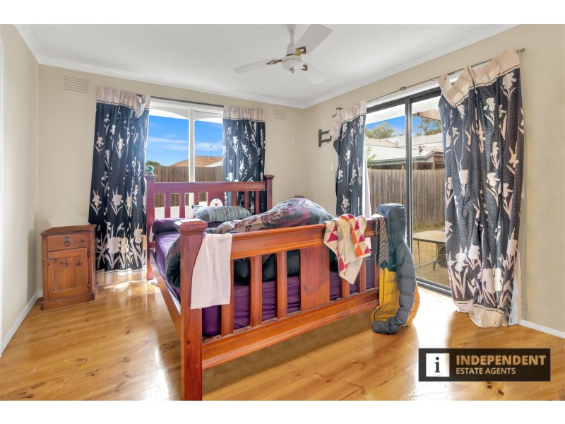 6 Risson street, Melton South VIC 3338