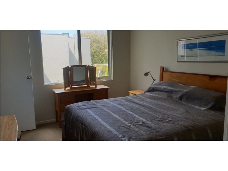 4/10 Wilton Grove, Elwood VIC 3184