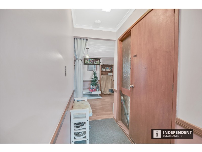 2/51-53 Station Road, Melton South VIC 3338