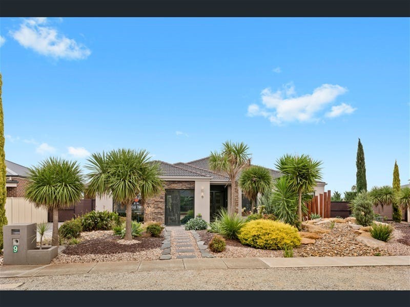 9 Highfield way, Kurunjang VIC 3337