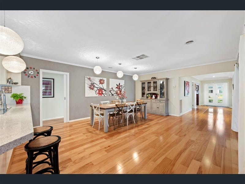 9 Highfield way, Kurunjang VIC 3337
