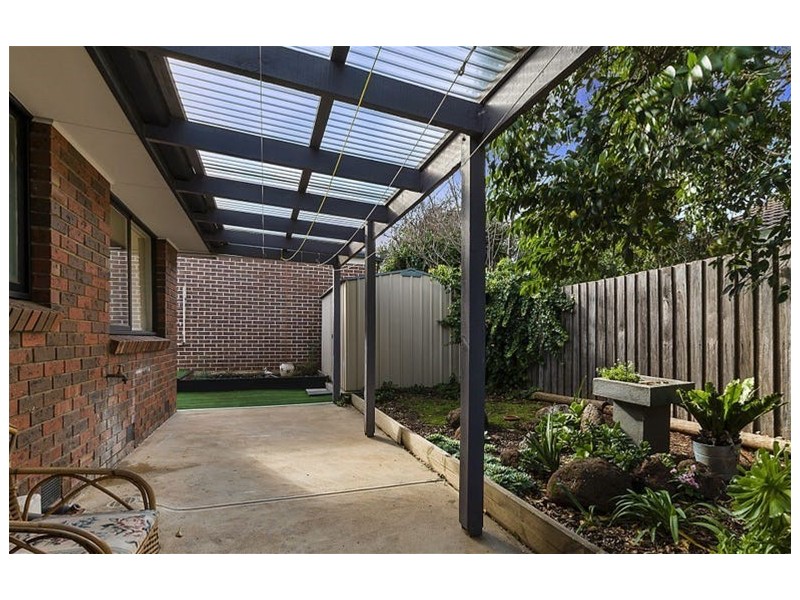 1/36  kurrajong crescent, Melton South VIC 3338