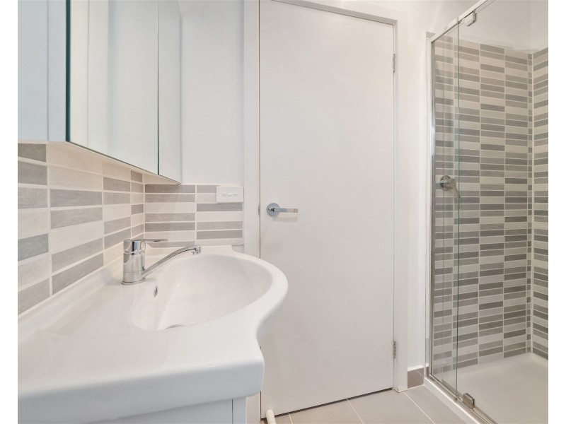 1A Redgdon Av, Frankston VIC 3199