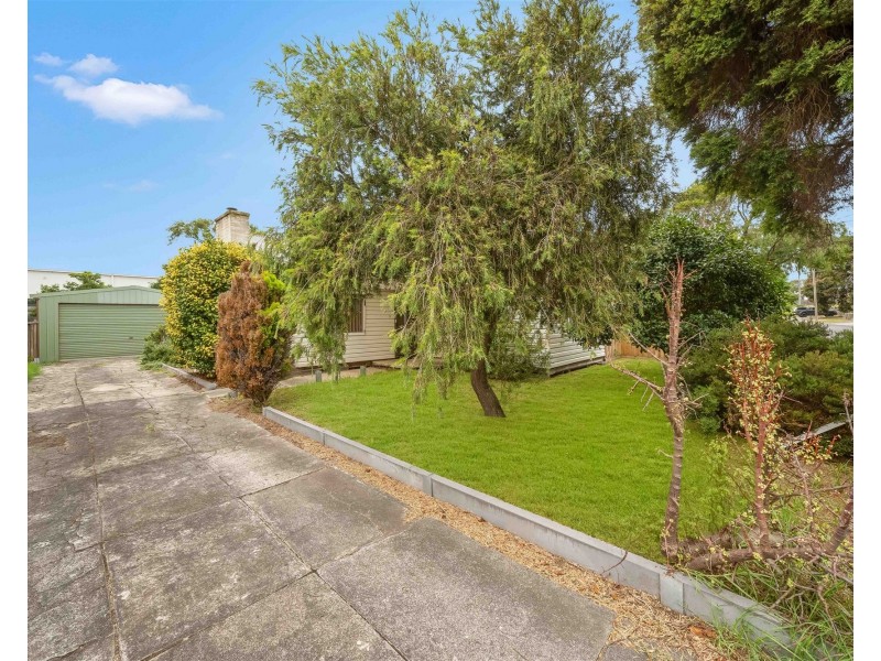 9 Inglis Avenue, Frankston VIC 3199