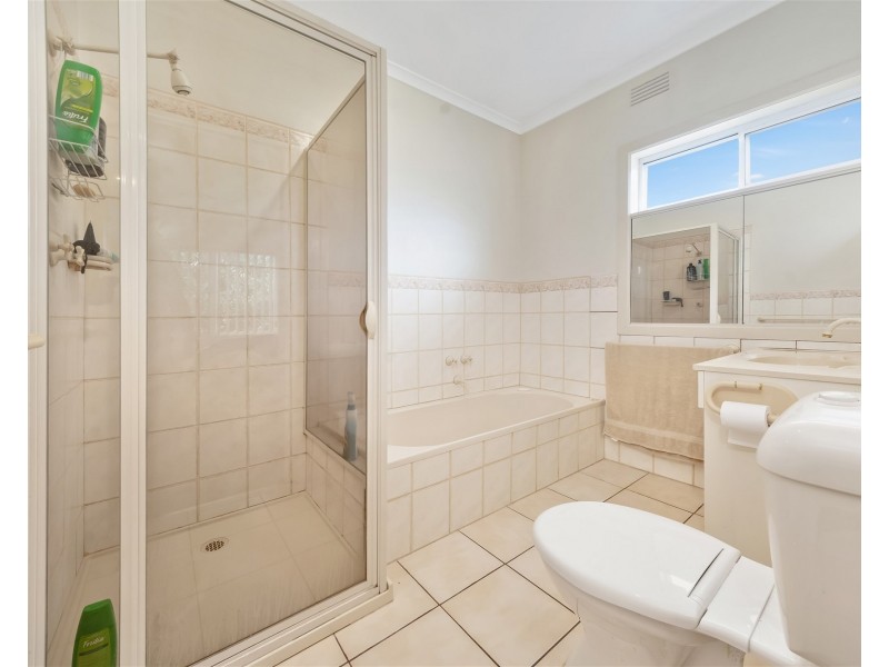 9 Inglis Avenue, Frankston VIC 3199