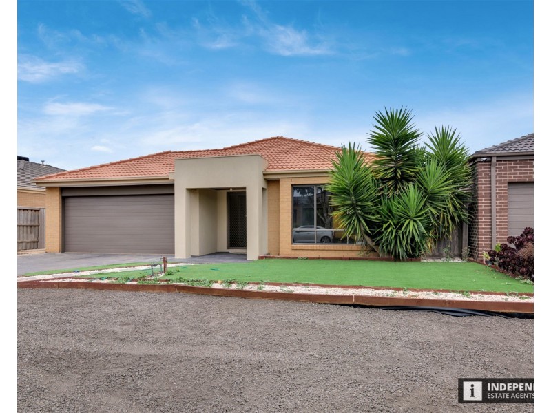 8 Barley grass Crescent, Brookfield VIC 3338