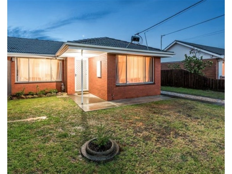 2/19 Cranbourne Drive, Cranbourne VIC 3977