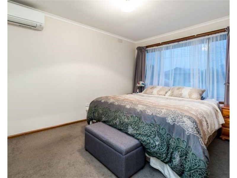 2/19 Cranbourne Drive, Cranbourne VIC 3977