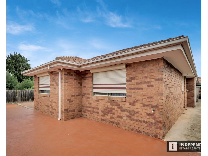 26 Flinders Road, Melton South VIC 3338