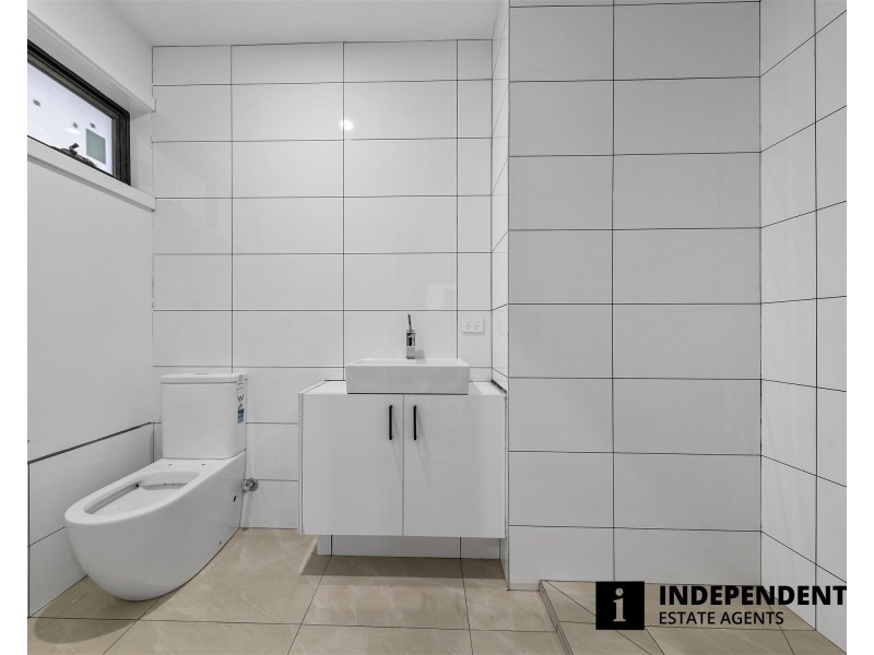 16  Magenta street, Clyde North VIC 3978