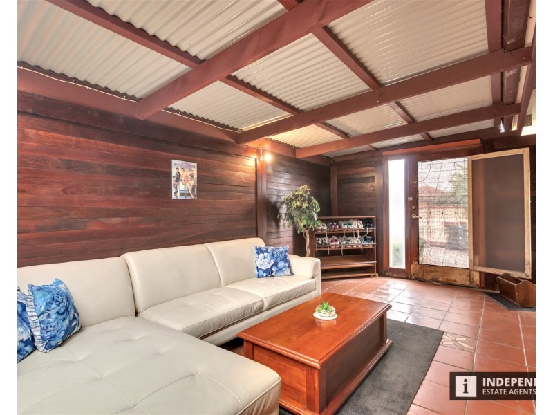 26  Acacia Crescent, Melton South VIC 3338