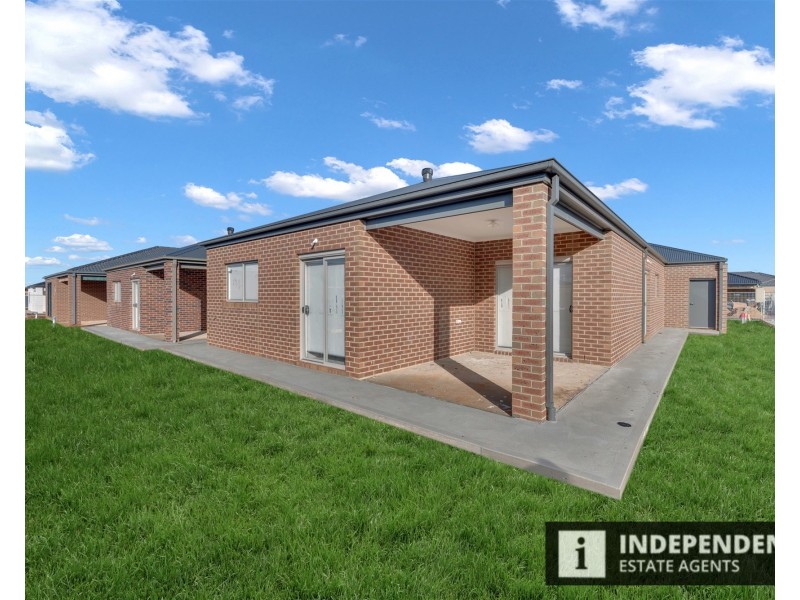 48  Moroka Avenue, Melton South VIC 3338