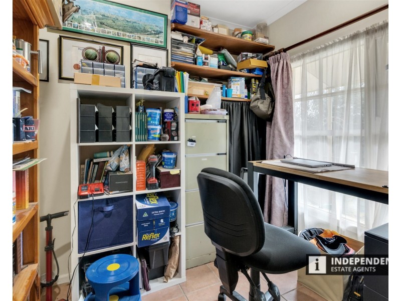 10 Finchley Court, Mount Cottrell VIC 3024