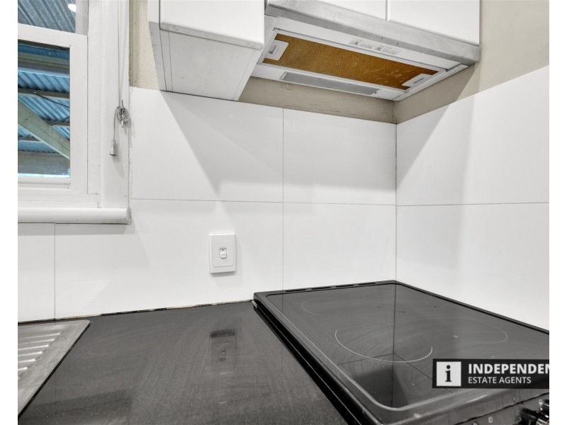 10 Finchley Court, Mount Cottrell VIC 3024