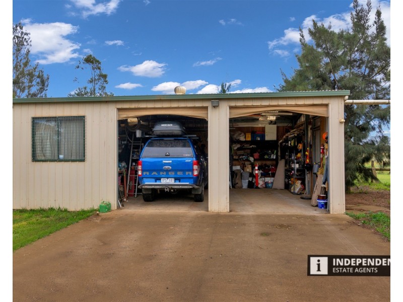 10 Finchley Court, Mount Cottrell VIC 3024