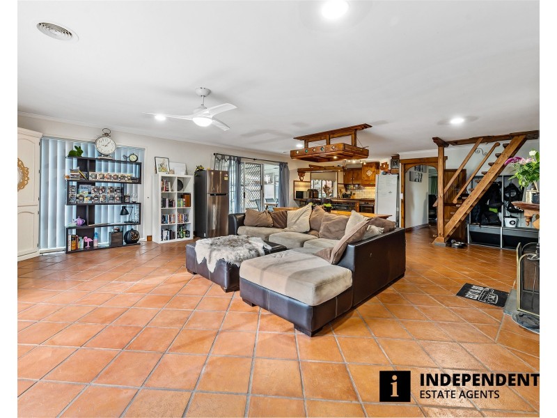 24 Merrijig Avenue, Cranbourne VIC 3977