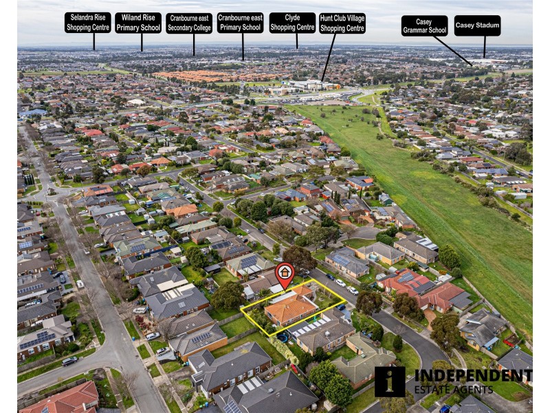 24 Merrijig Avenue, Cranbourne VIC 3977