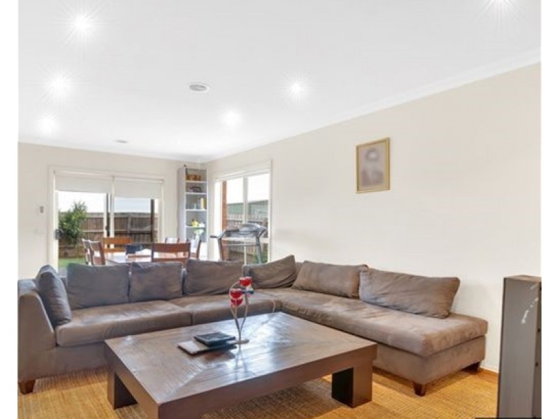 75 Caitlyn drive, Melton West VIC 3337